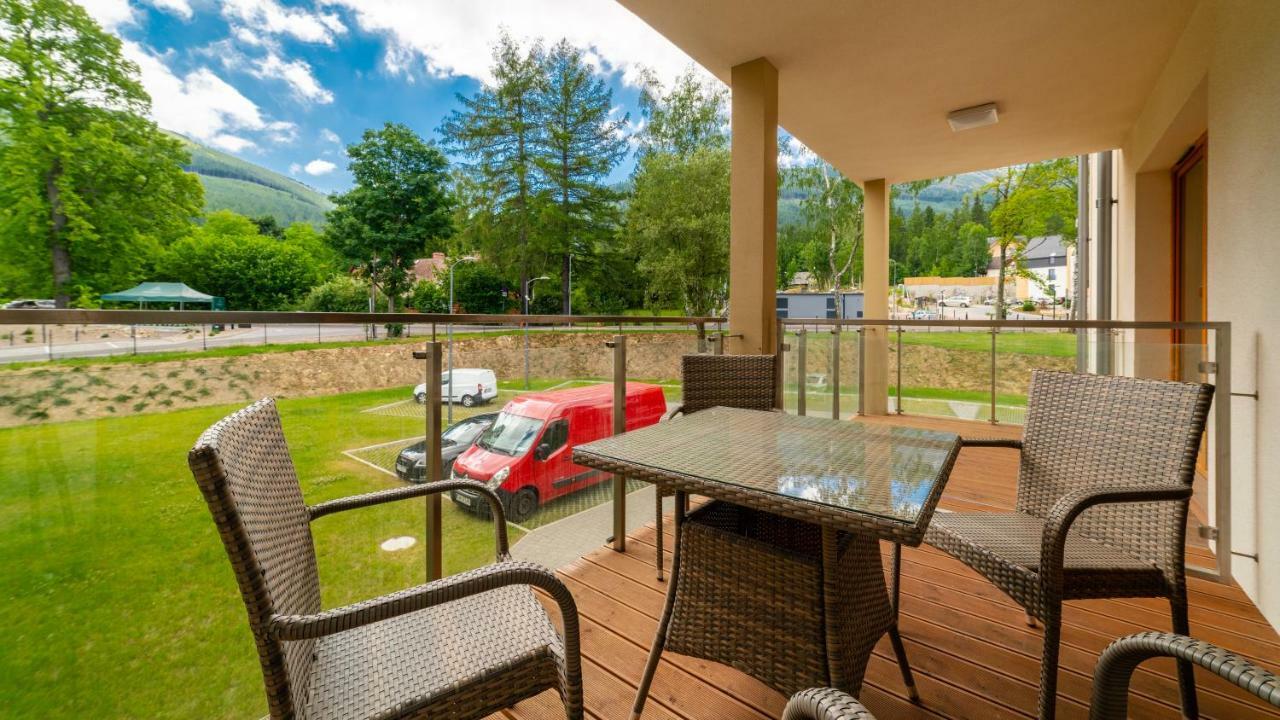 Apartamenty Sun & Snow Sarnia Residence Карпач Екстер'єр фото
